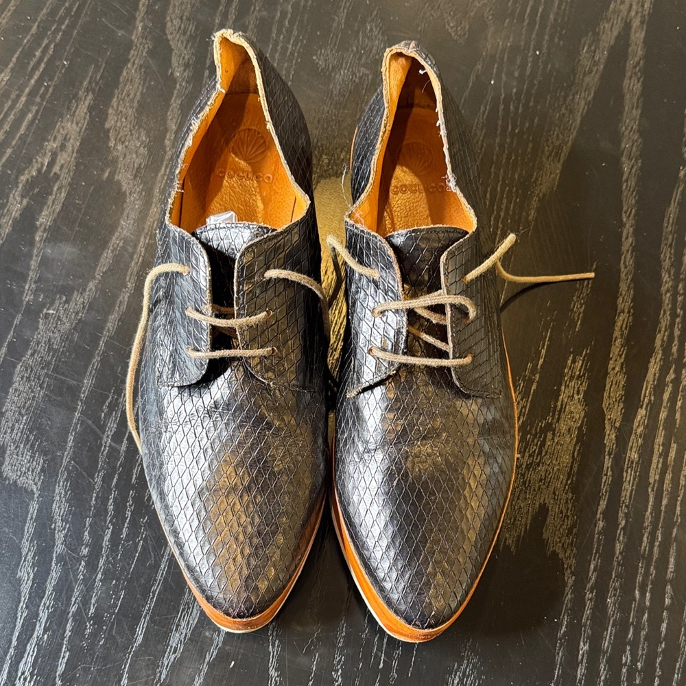COCLICO Black Snake-Embossed Leather Platform Sneaker with Orange Stripe - Picture 3 of 7